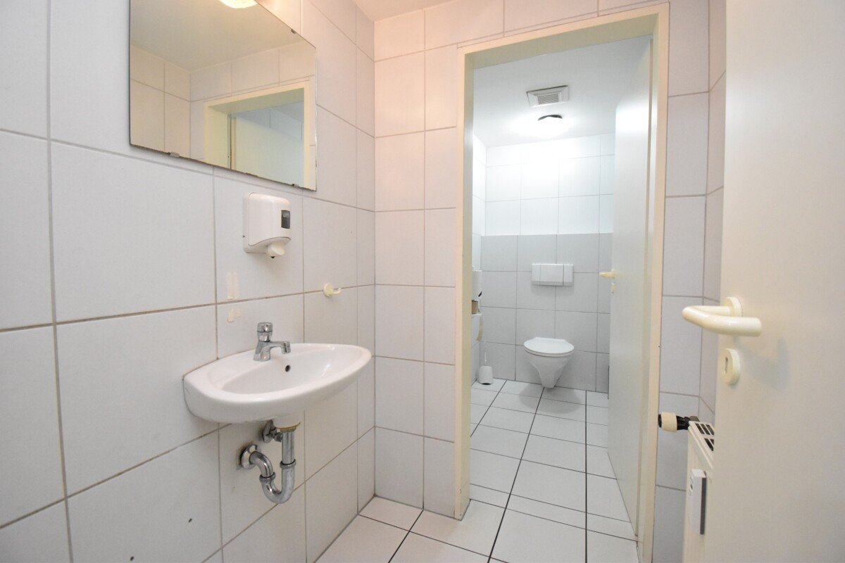 Vielseitig nutzbare Gewerbeeinheit mit ca. 260 m² in zentraler Lage von Nordhorn
