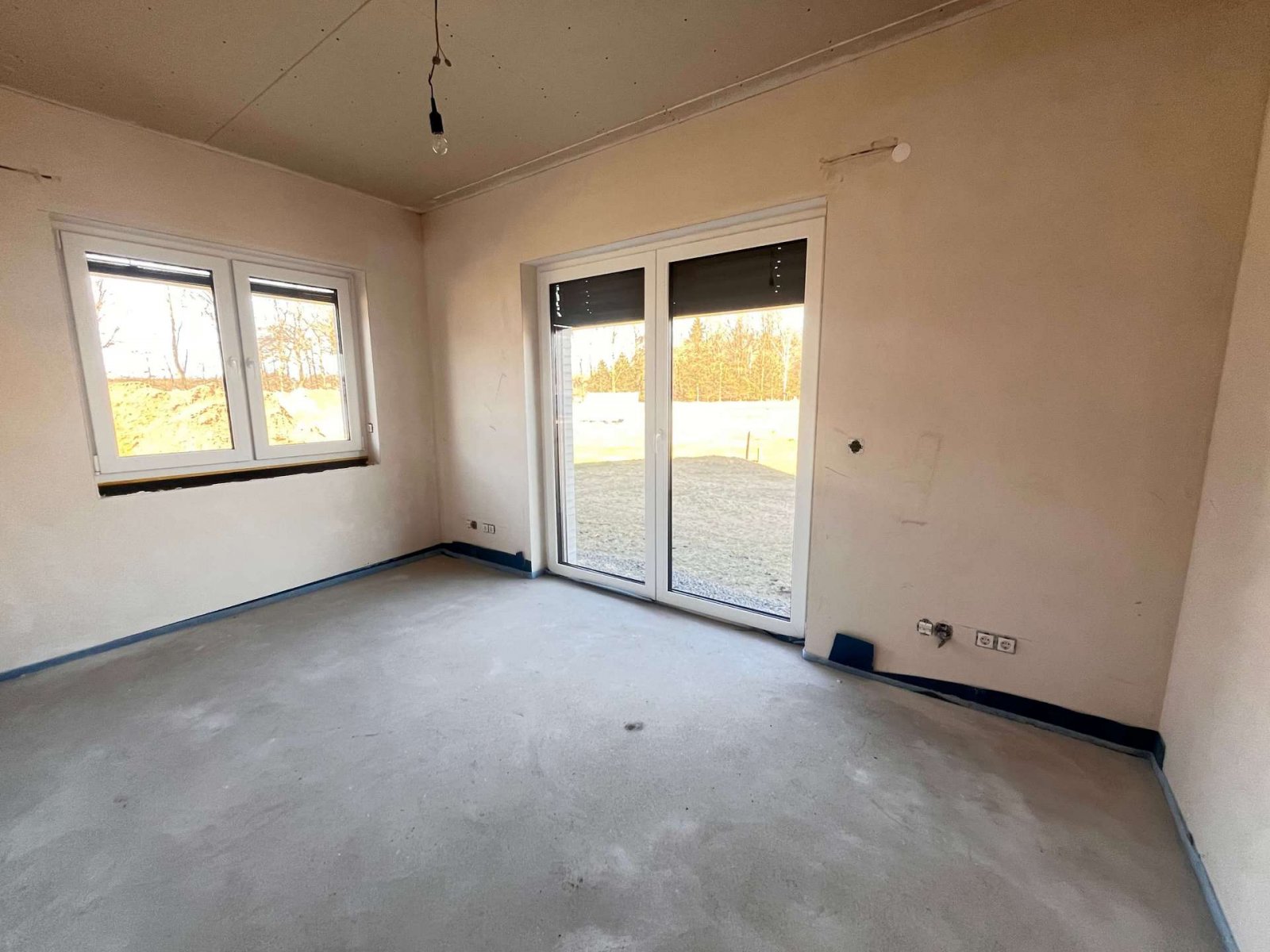 Provisionsfrei für Käufer! Ebenerdiges Traumhaus in einmaliger Seelage !