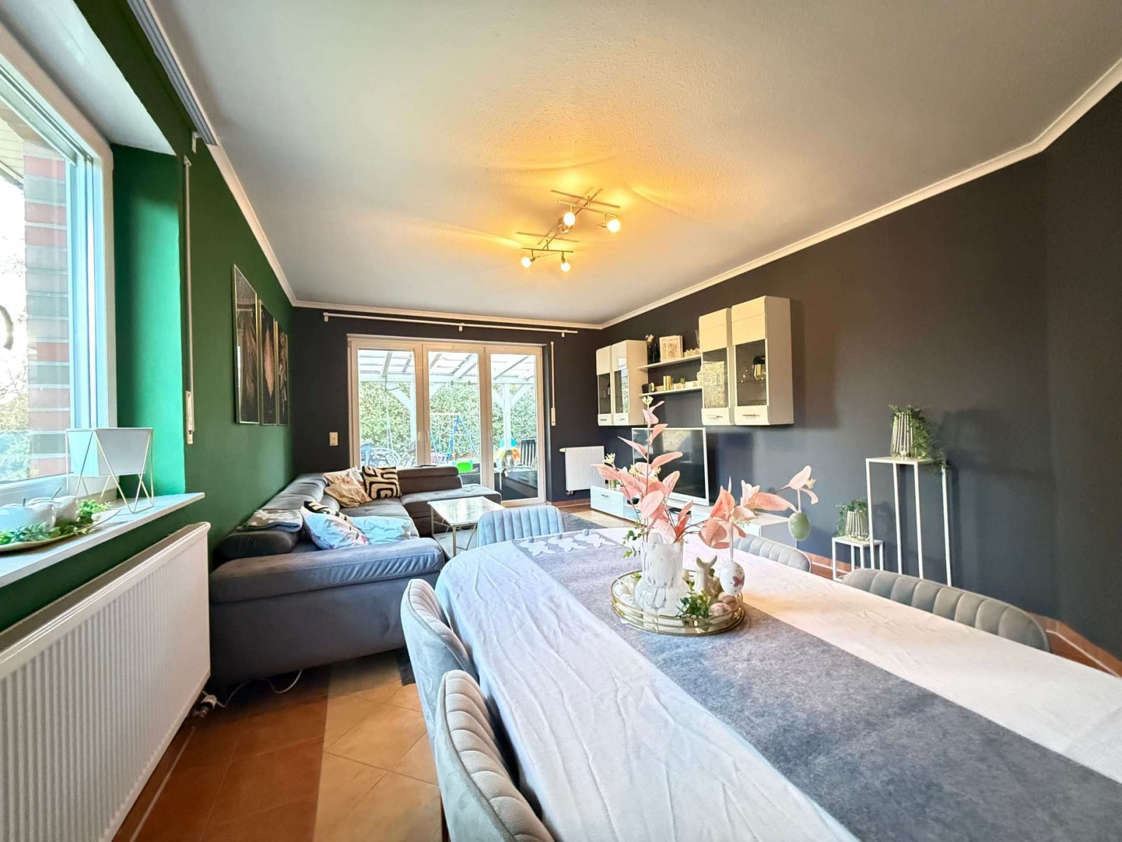 Käufer Provisionsfrei! Ihr Rückzugsort im Grünen: Gepflegter Bungalow in Vrees mit viel Potenzial