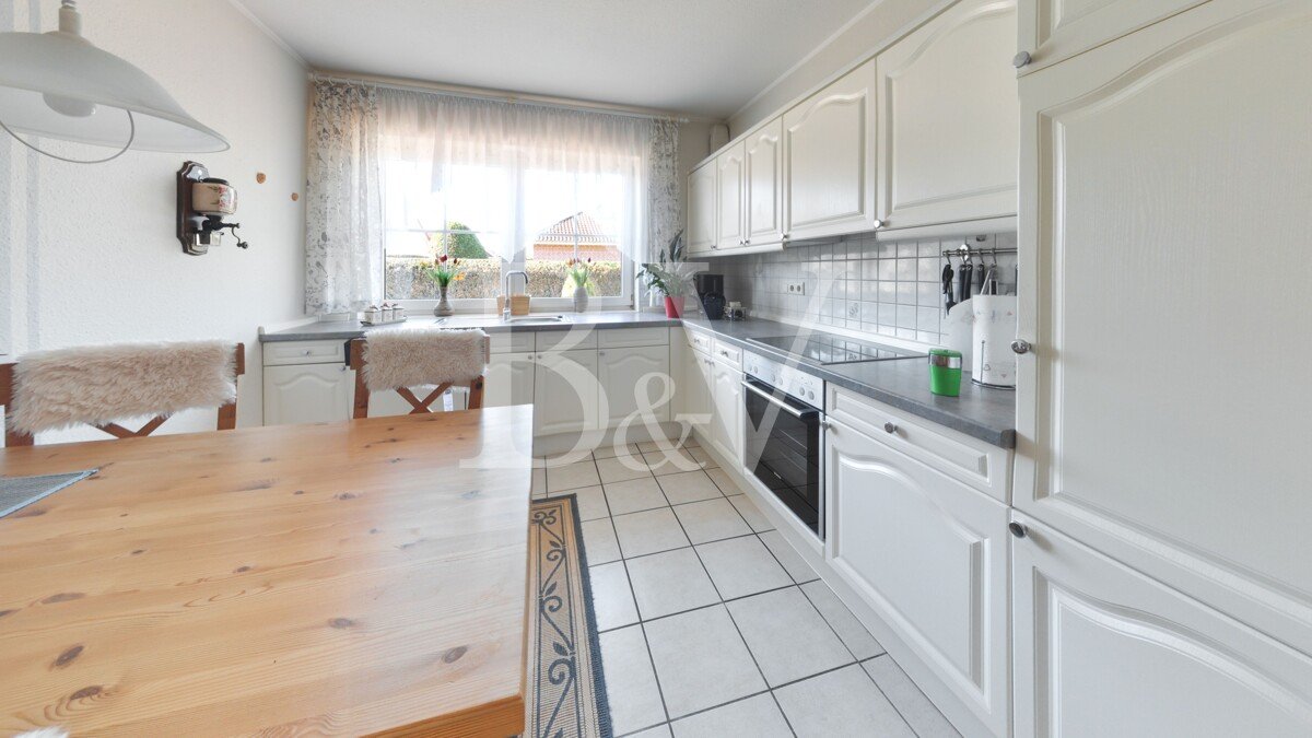 Ruhig gelegenes Ein- bzw. Zweifamilienhaus in Rastdorf zu verkaufen