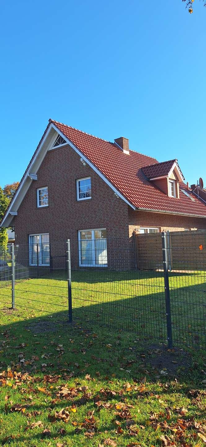Solide Erdgeschosswohnung mit Garten und Terrasse!