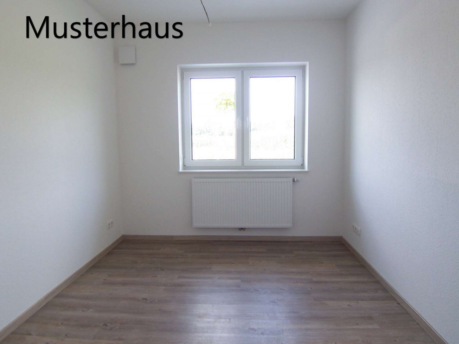 Provisionsfrei für Käufer! Modern wohnen auf einer Ebene – Neubau-Bungalow zum Erstbezug