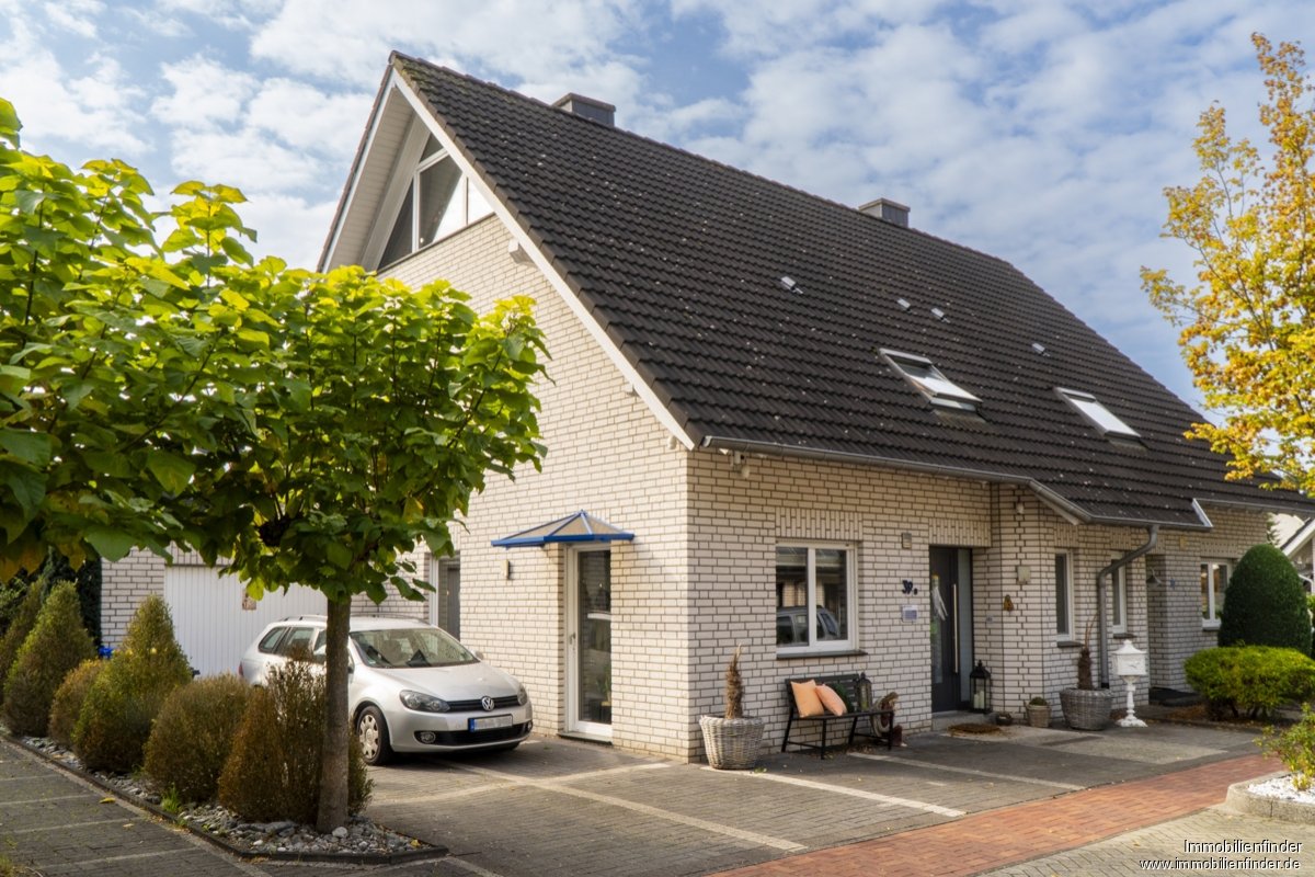 Familienfreundlich & modern: Doppelhaushälfte mit Garten, Garage und Top-Ausstattung in Ahaus
