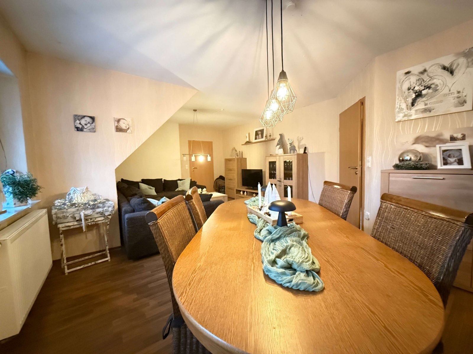 Käufer Provisionsfrei! Wohnen, wo Ruhe und Großzügigkeit sich treffen – großes ZFH in Grenznähe