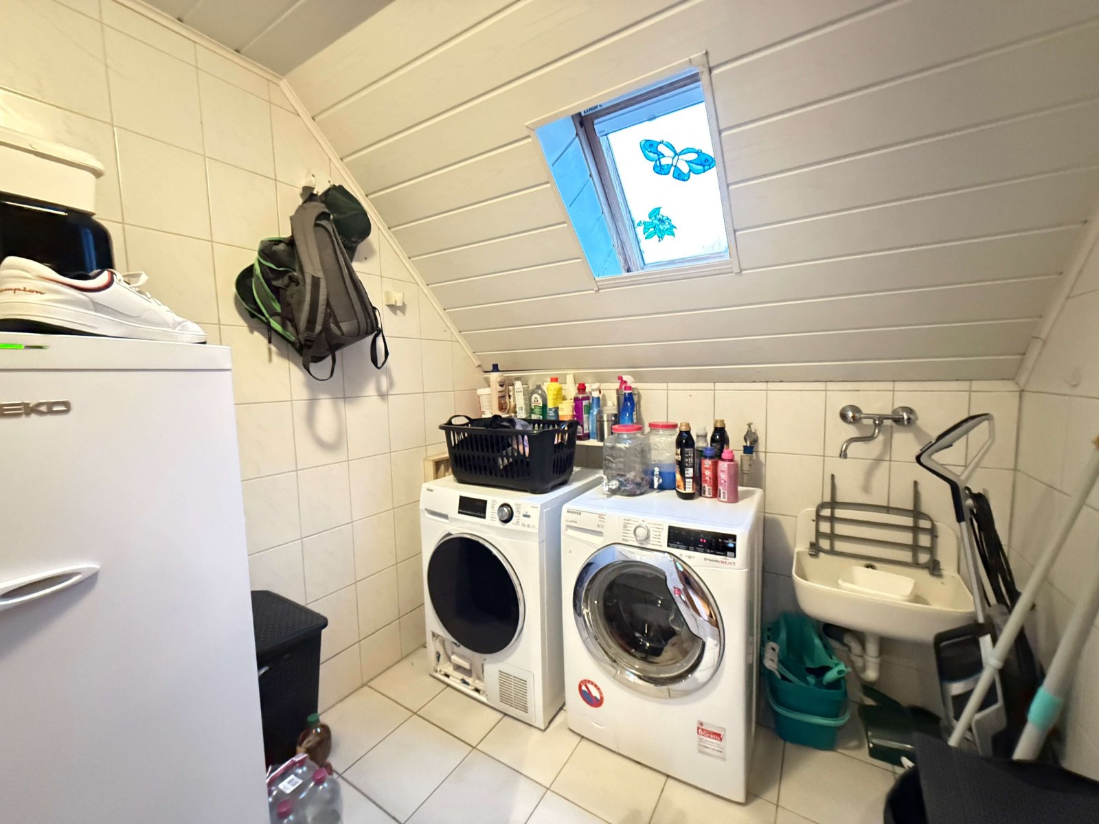 Käufer Provisionsfrei! Mehr Platz für Familie, Leben und Freizeit – Zweifamilienhaus mit ELW