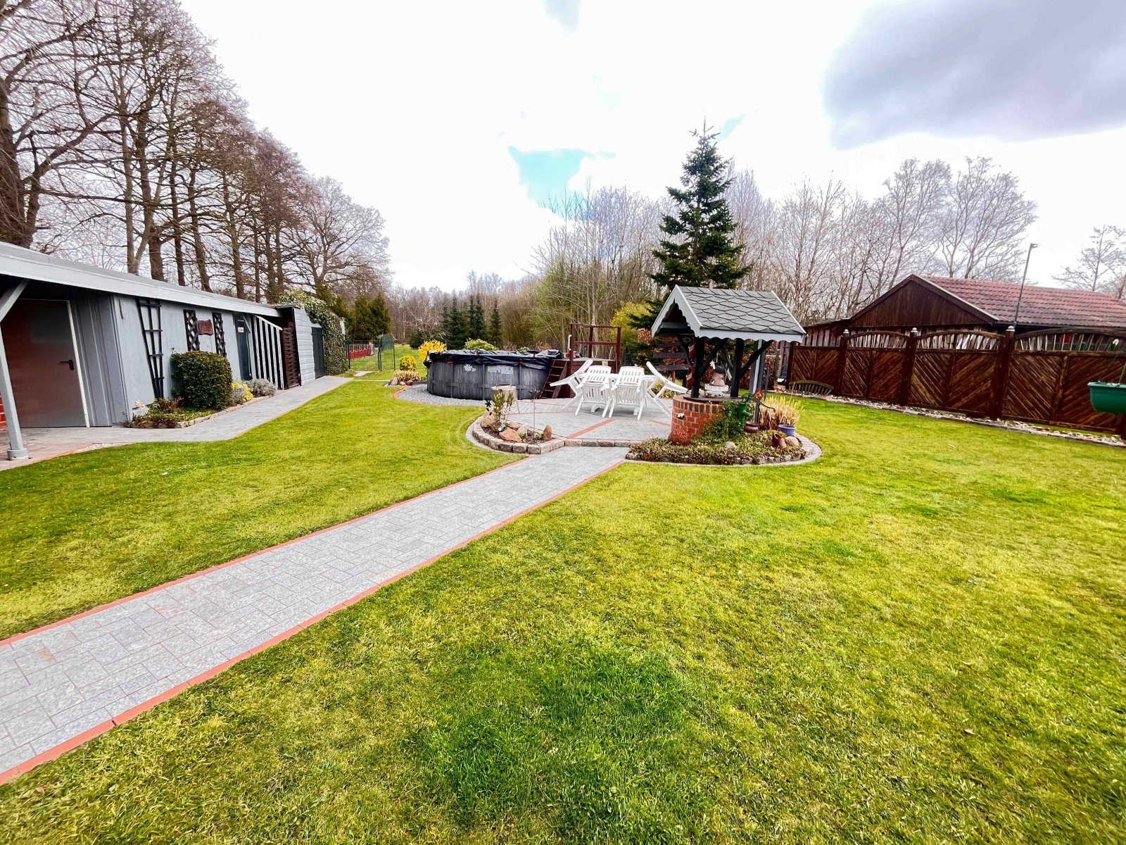 Charmantes Traumhaus – Großzügiges Zweifamilienhaus mit Weitblick und vielen Möglichkeiten!