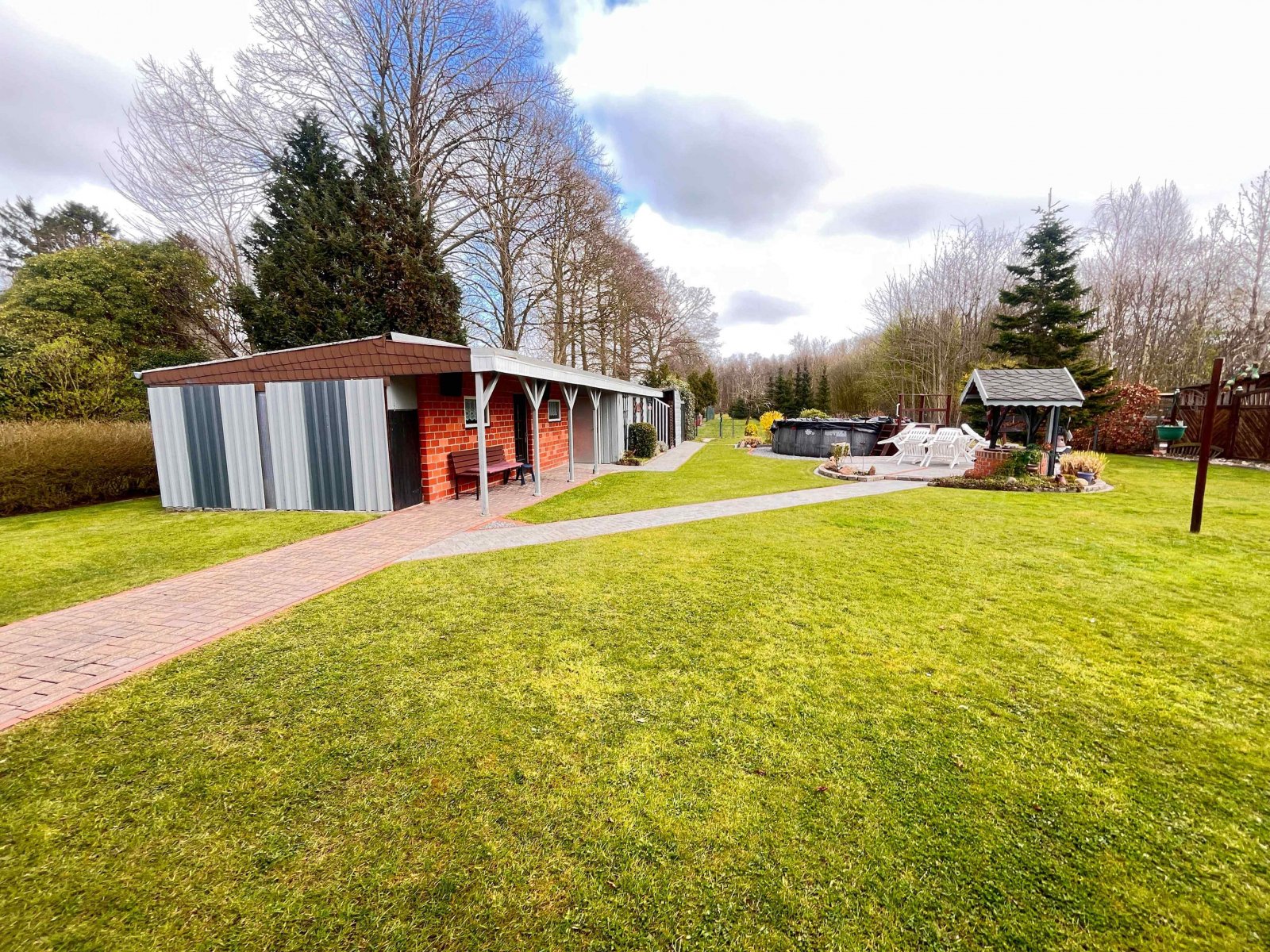 Charmantes Traumhaus – Großzügiges Zweifamilienhaus mit Weitblick und vielen Möglichkeiten!