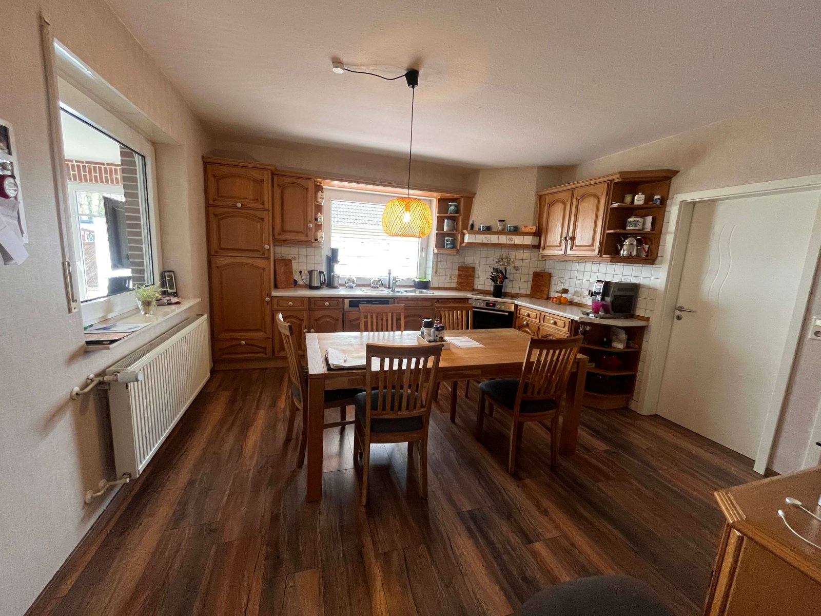 Charmantes Traumhaus – Großzügiges Zweifamilienhaus mit Weitblick und vielen Möglichkeiten!