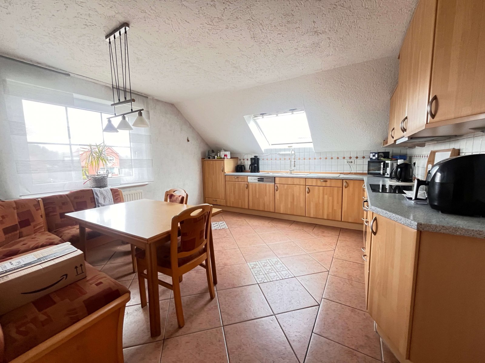 Charmantes Traumhaus – Großzügiges Zweifamilienhaus mit Weitblick und vielen Möglichkeiten!