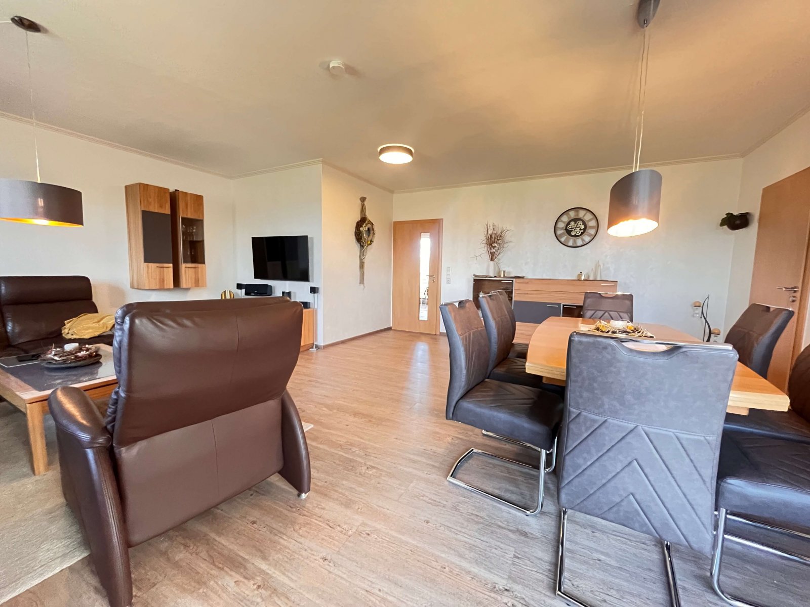 Idylle trifft auf Komfort – Ihr Traumhaus in Neurhede wartet auf Sie!