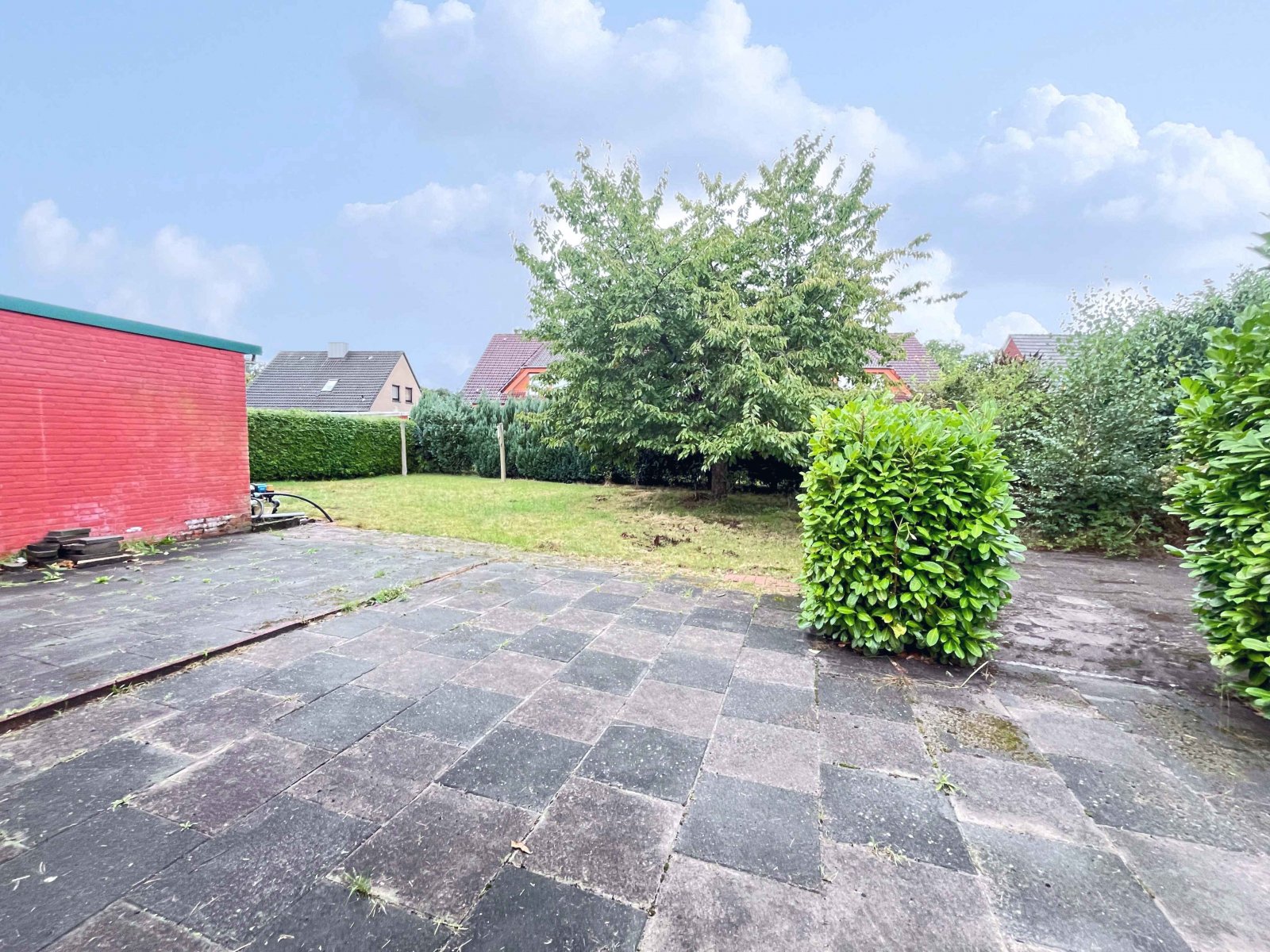 Viel Raum für Ihre Ideen – charmantes Einfamilienhaus zentral in Dörpen!