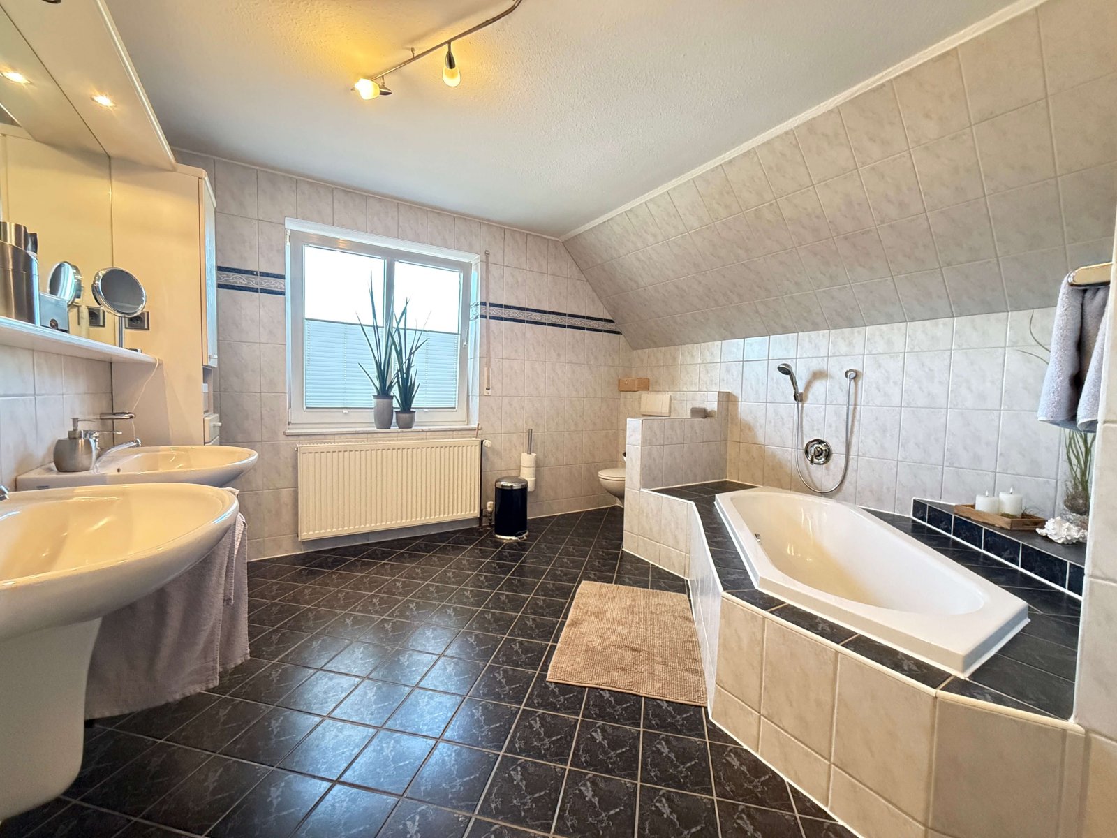 Käufer Provisionsfrei! Ein Zuhause mit Herz – Familienidyll in Heede mit Wohlfühlgarantie