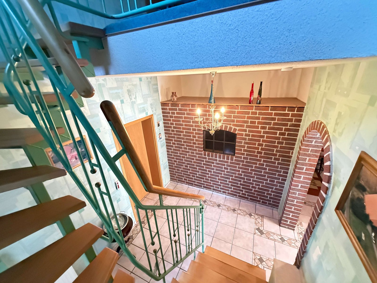 Charaktervolles Anwesen mit Gaststätte, Ferienwohnungen, PV-Anlage – ein Platz zum Leben u. Träumen