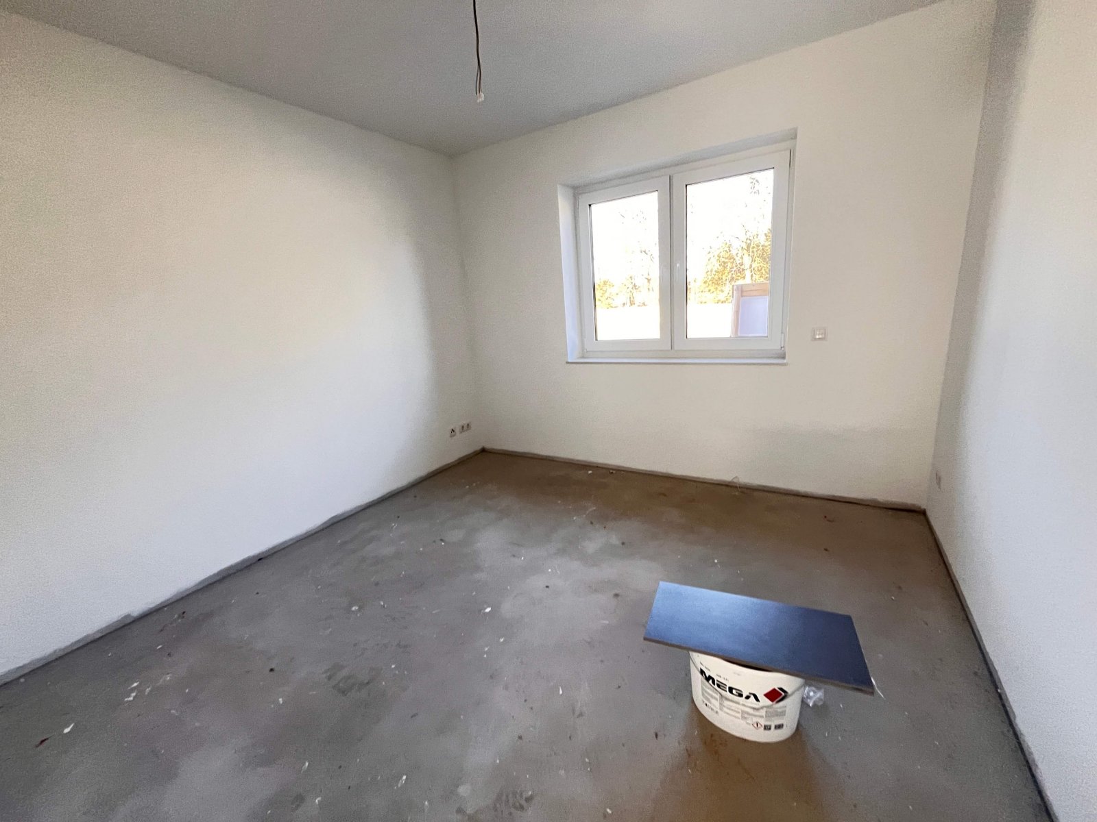 Provisionsfrei für Käufer: Exklusiver KFW 55 -Walmdachbungalow am See - Traumhaft