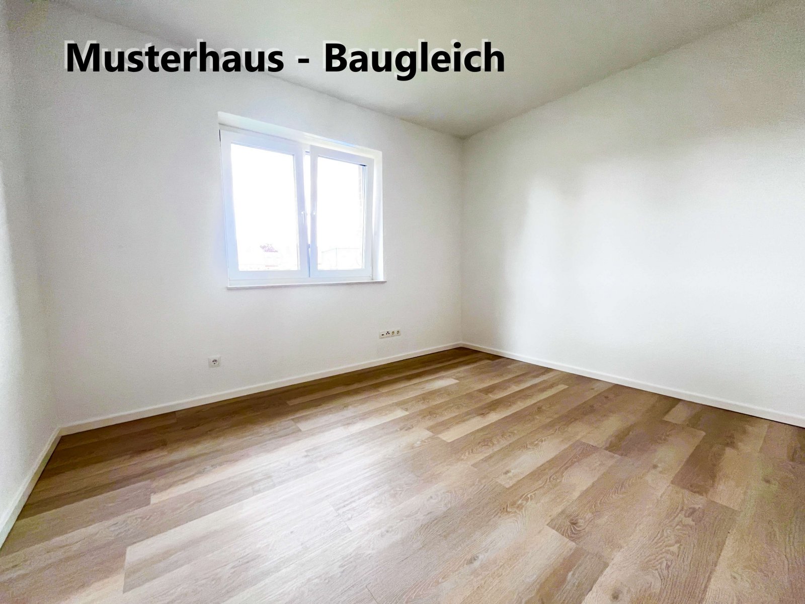 Käufer Provisionsfrei! Schicker Neubau-Bungalow - Sackgassenendlage!