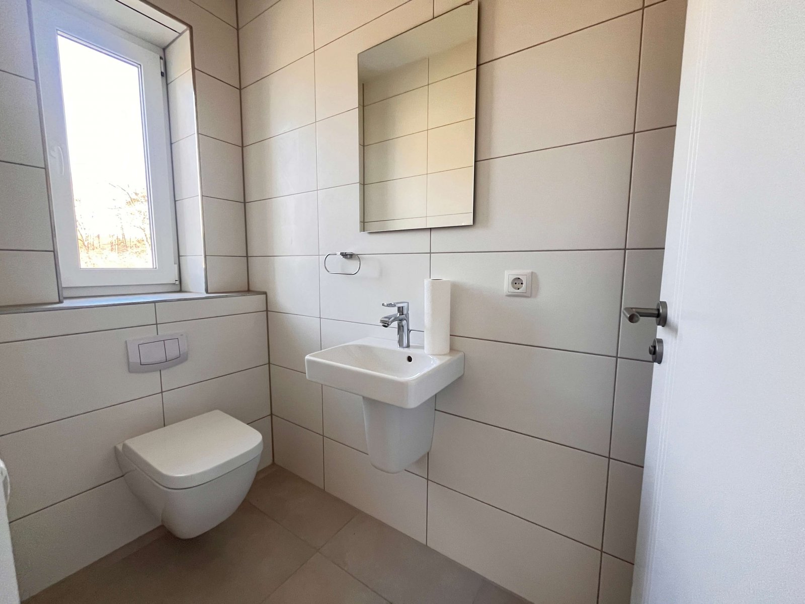 Leben am See – Neubau-Bungalow mit Wohlfühlgarantie!