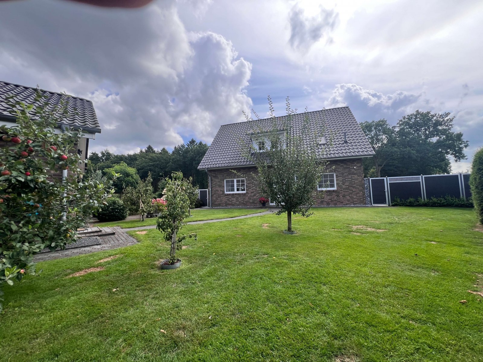 Idyllisches Domizil für schöne Momente - Rückzugsort im Grünen