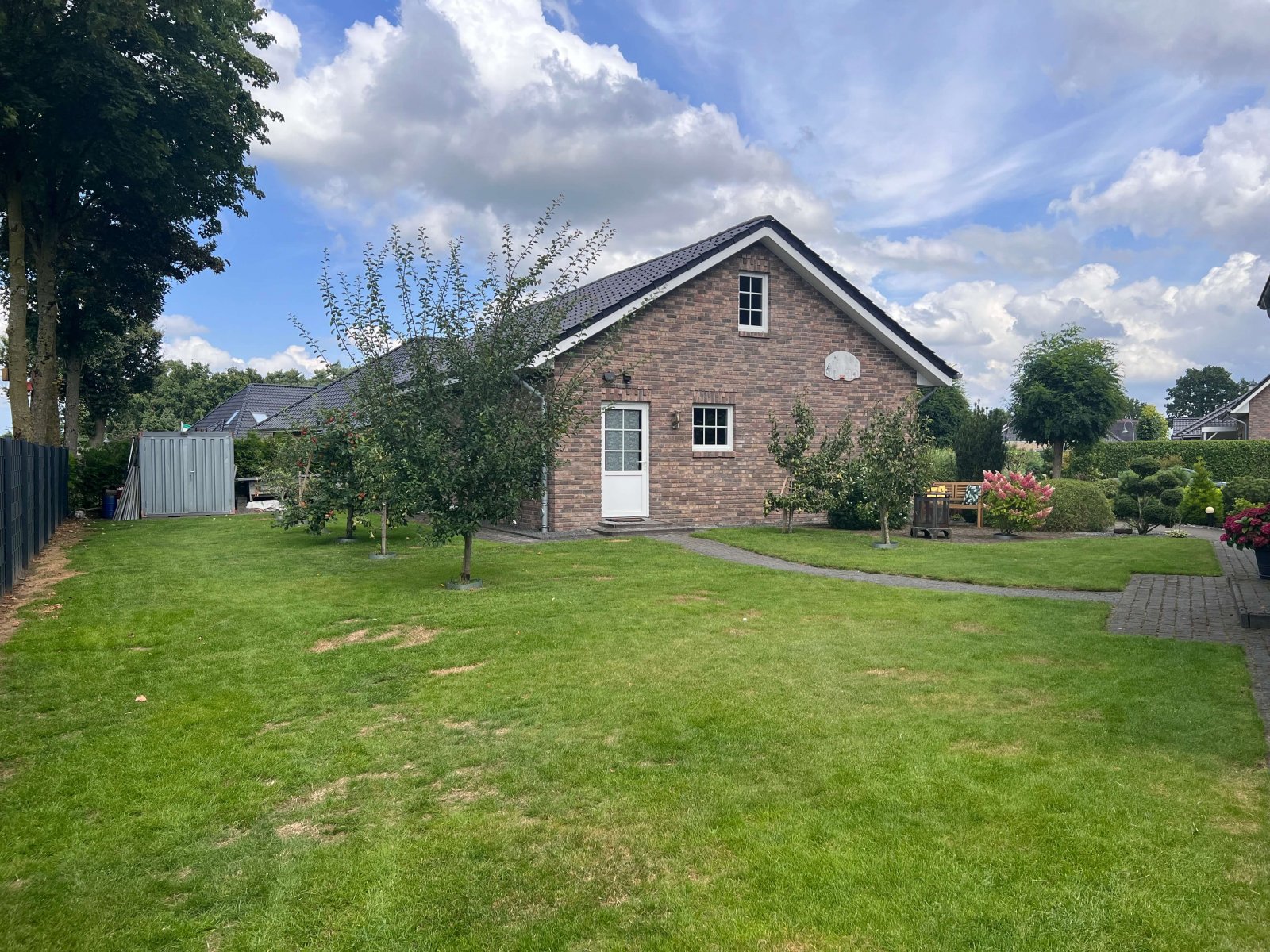 Idyllisches Domizil für schöne Momente - Rückzugsort im Grünen