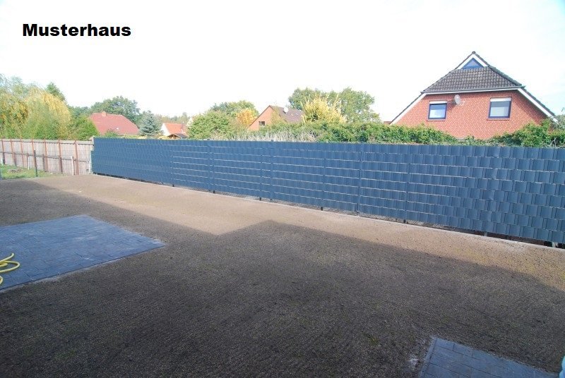 Moderner Neubau-Walmdachbungalow in bevorzugter Wohnlage!