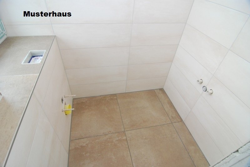 Moderner Neubau-Walmdachbungalow in bevorzugter Wohnlage!