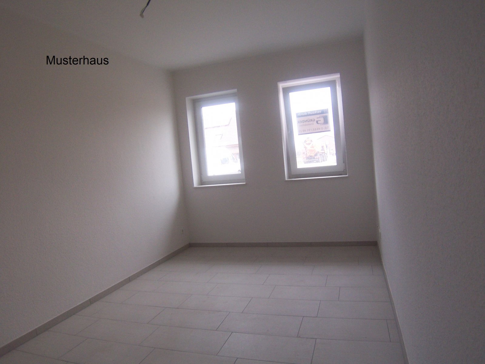 Großzügiger &amp; moderner Neubau-Winkelwalmdachbungalow in schöner Wohnlage!