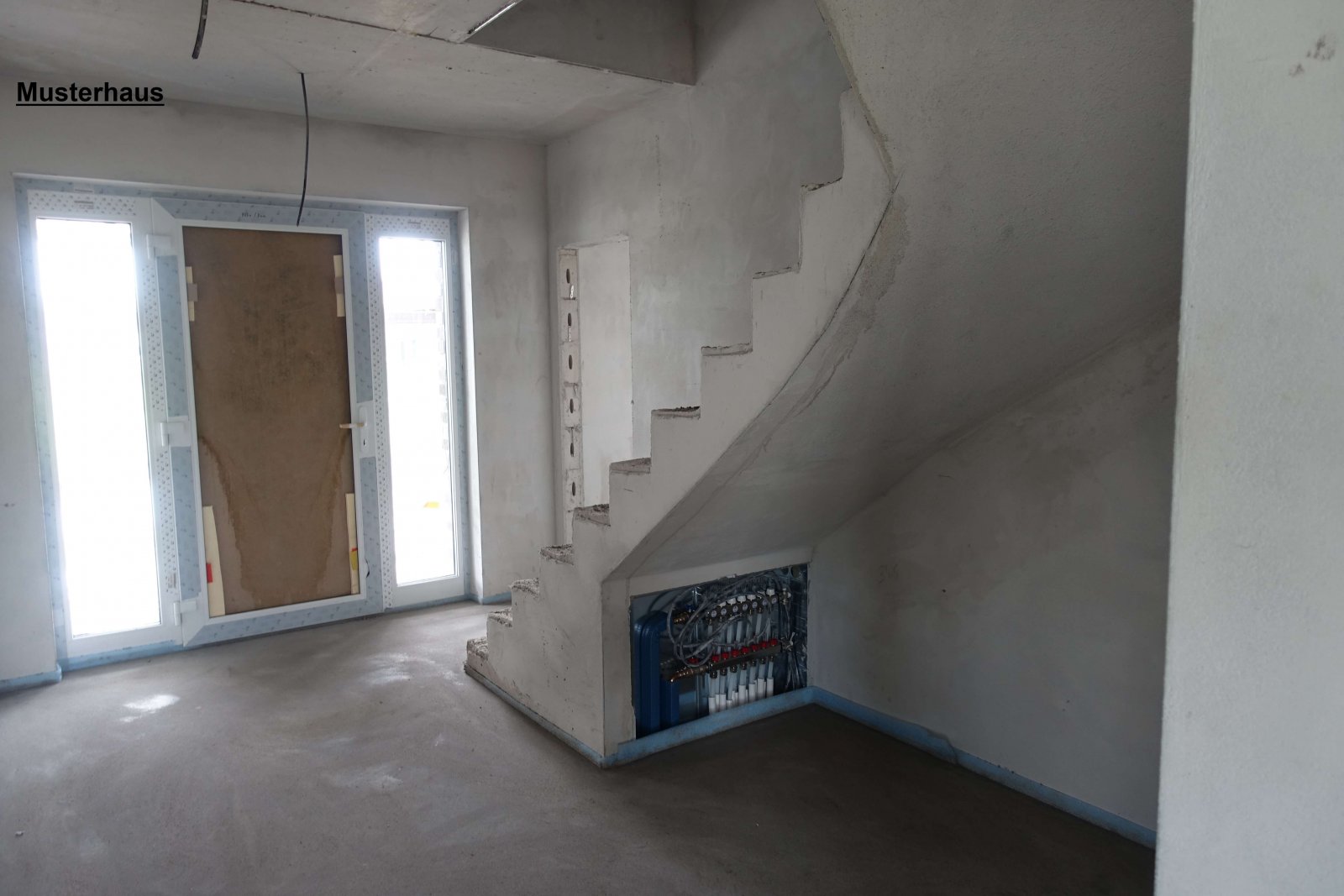 Exklusiver Neubau - Einfamilienhaus im modernem Baustil