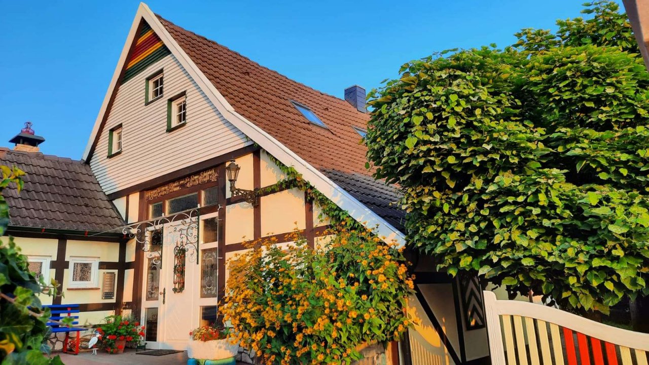 Haus Seitenansicht Haus Seitenansicht