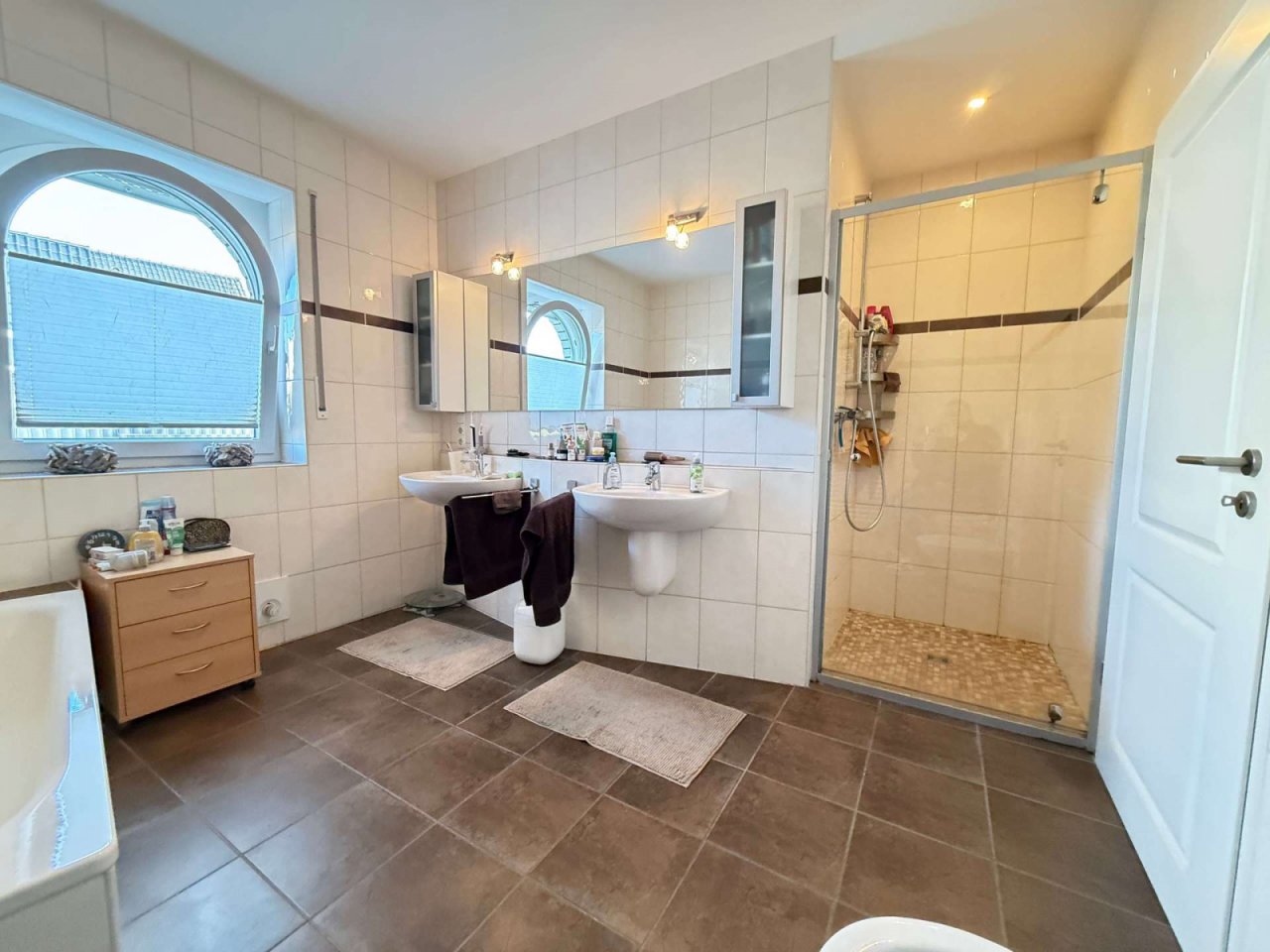 Badezimmer EG Badezimmer EG