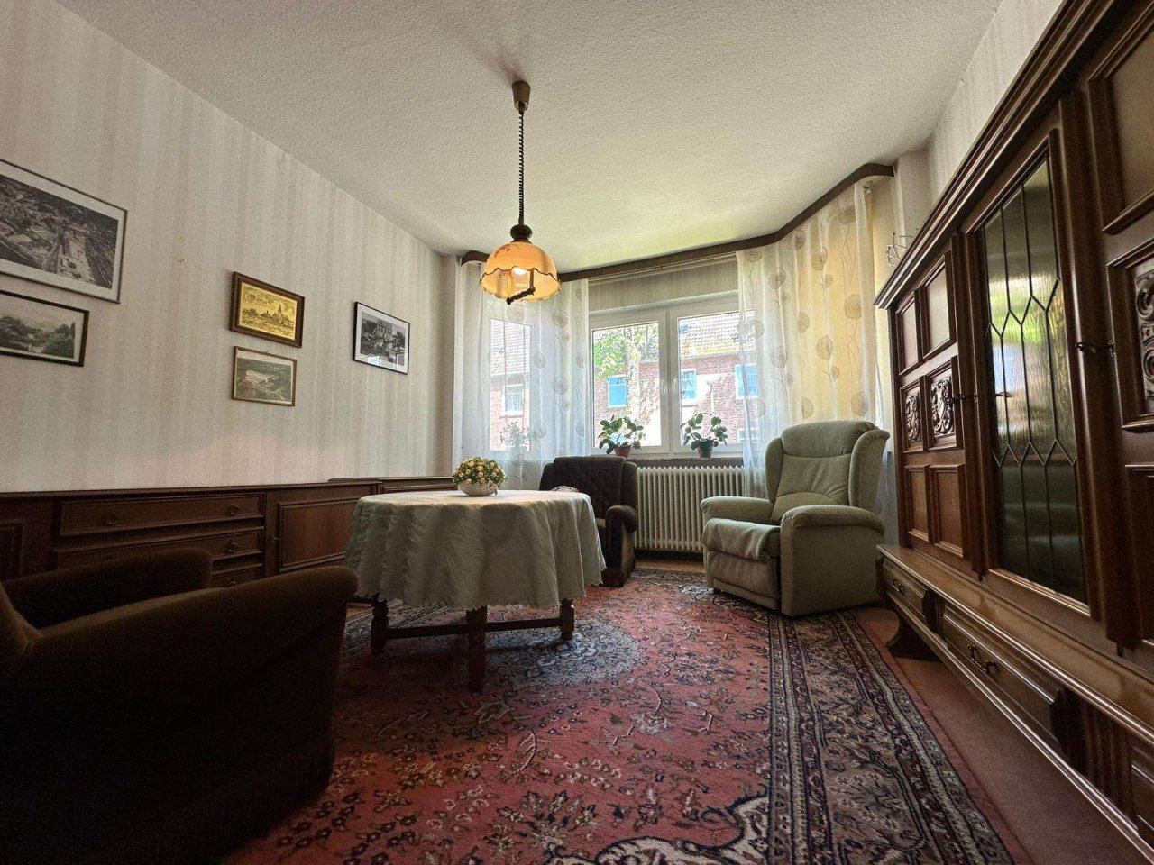 Wohnzimmer vorne Wohnzimmer vorne