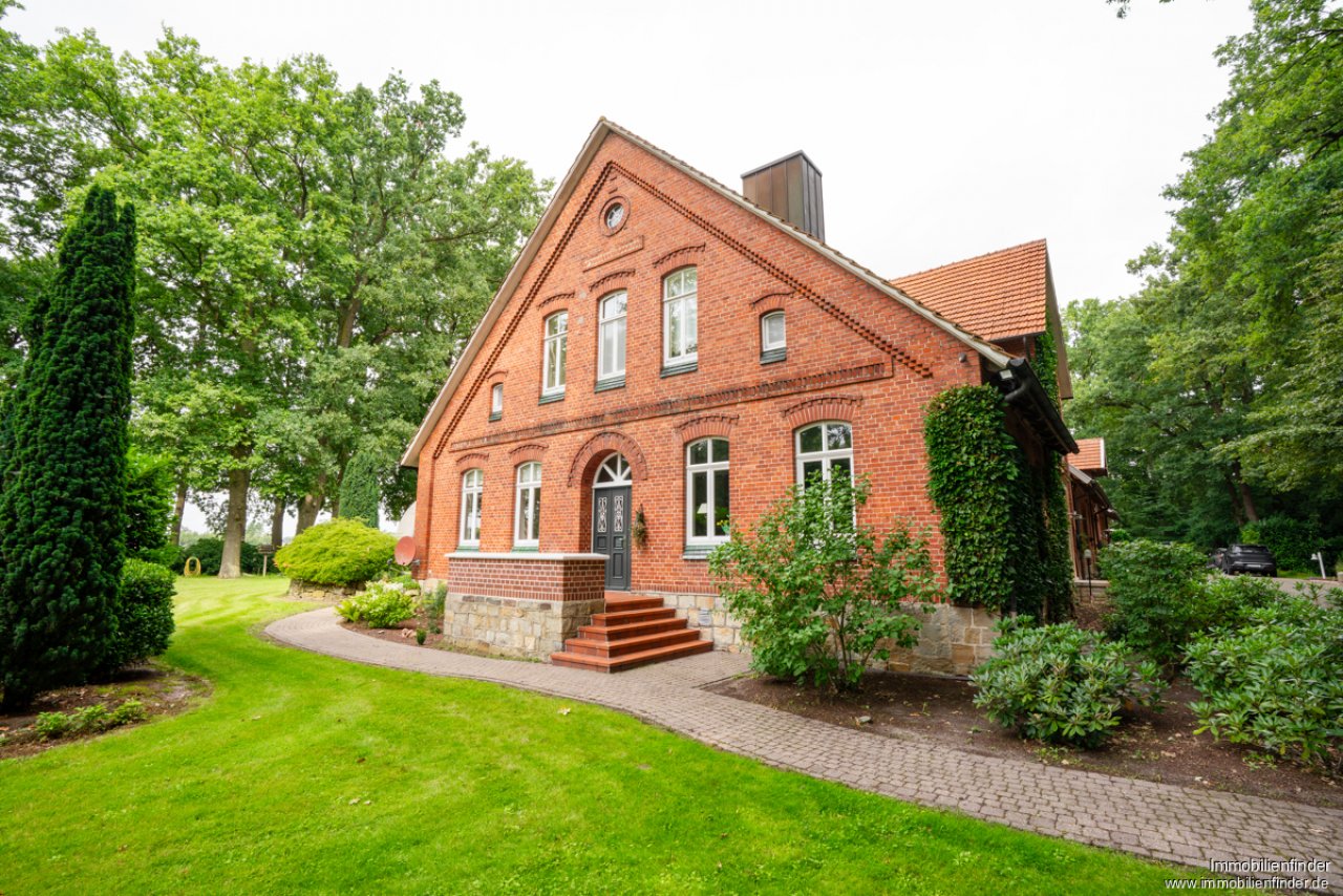 Seitenansicht - Haupthaus