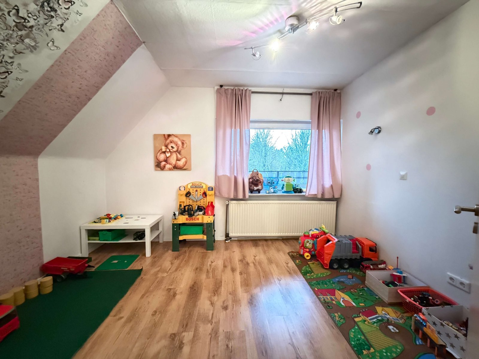 Schlafzimmer DG Schlafzimmer DG