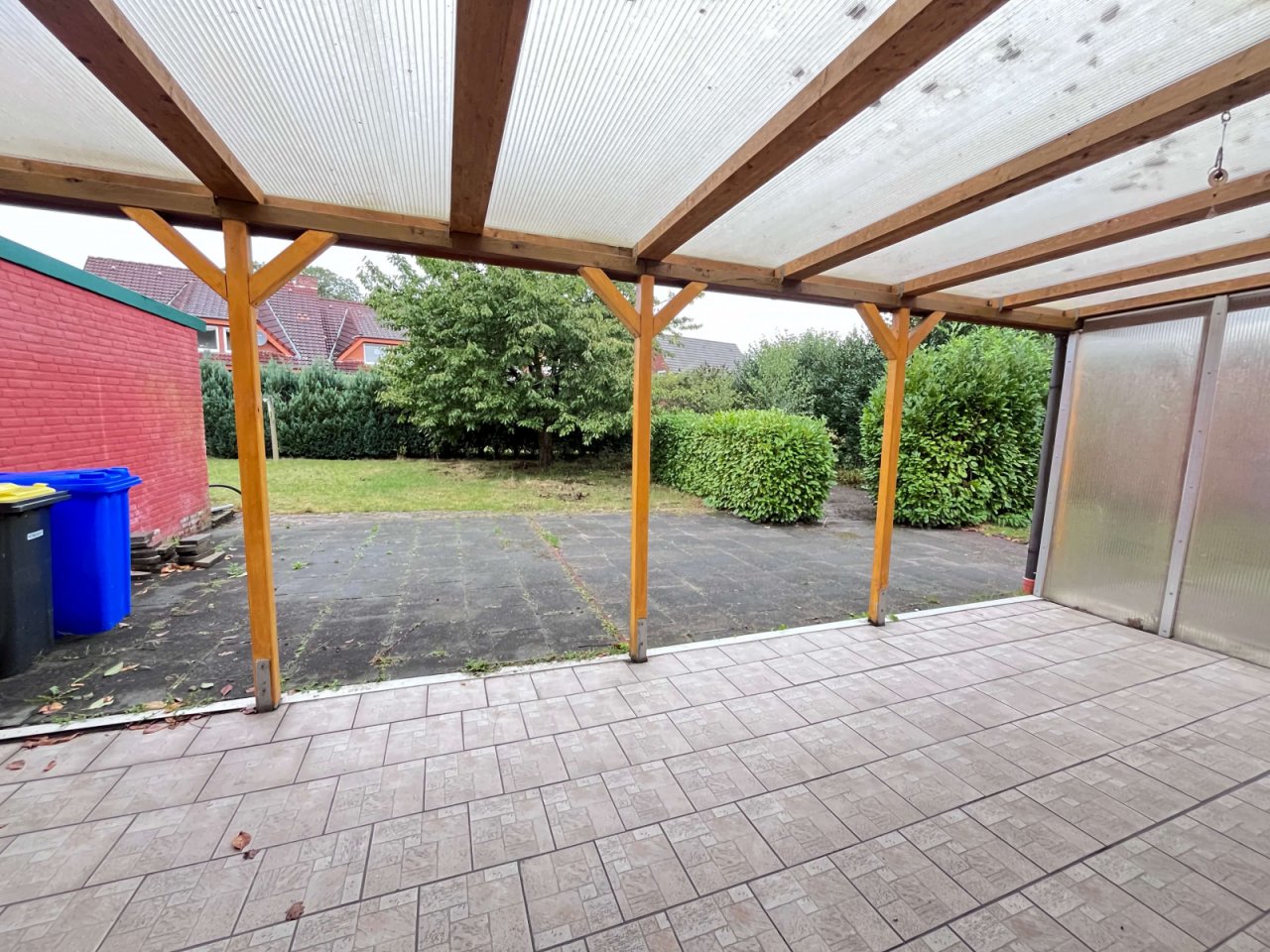 Überdachte Terrasse Überdachte Terrasse