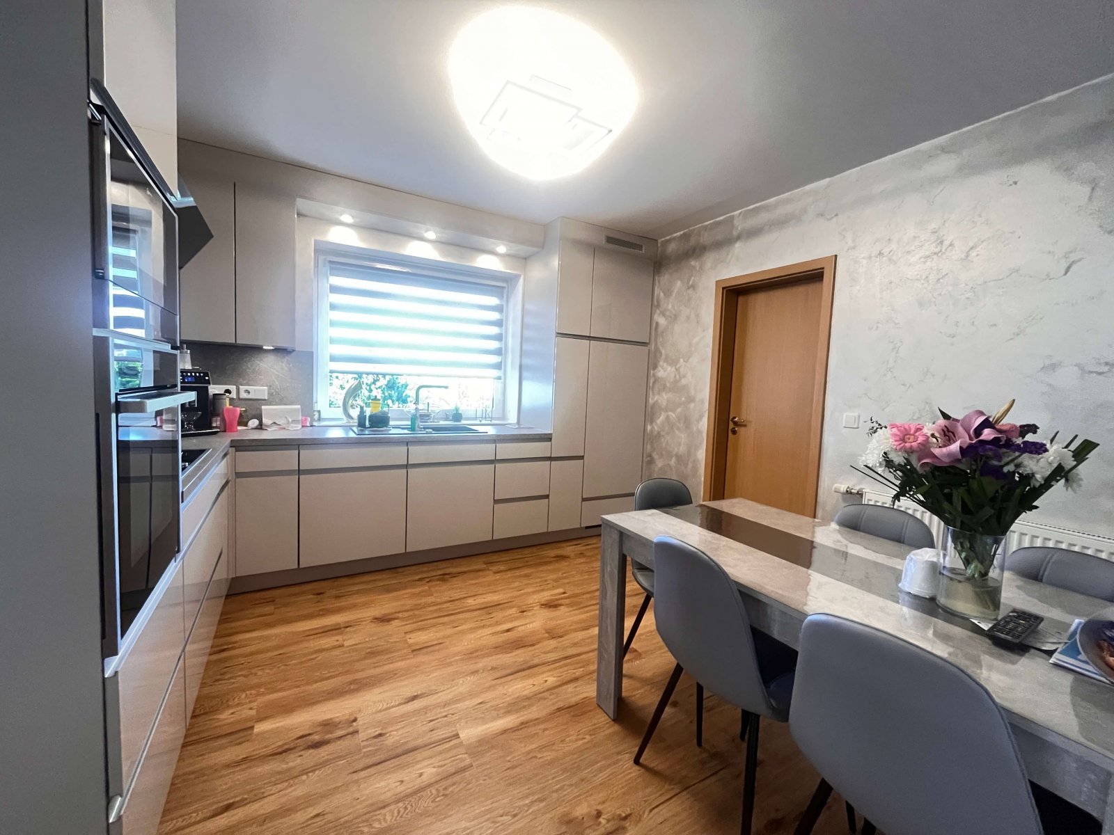 Küche im Kaufpreis enthalten Küche im Kaufpreis enthalten