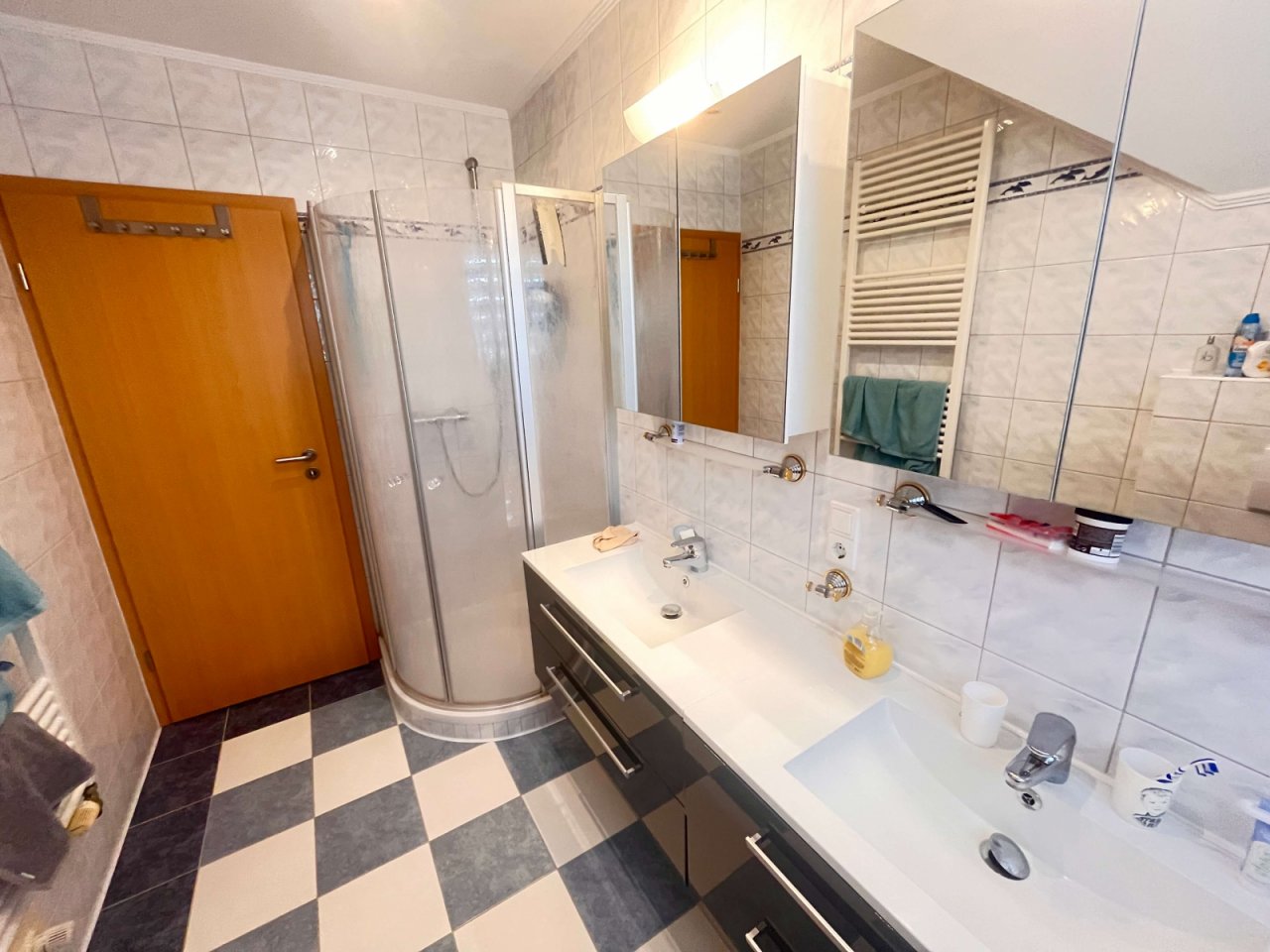 Duschbad OG Duschbad OG