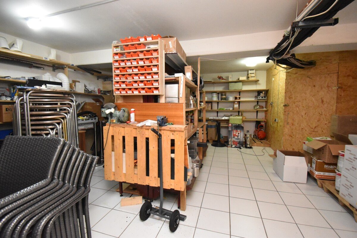 Veelzijdig te gebruiken bedrijfsruimte van circa 260 m² in een centrale ligging in Nordhorn