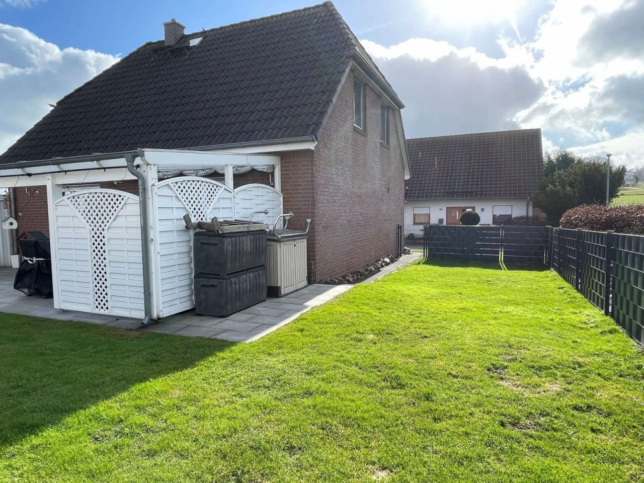 7 7