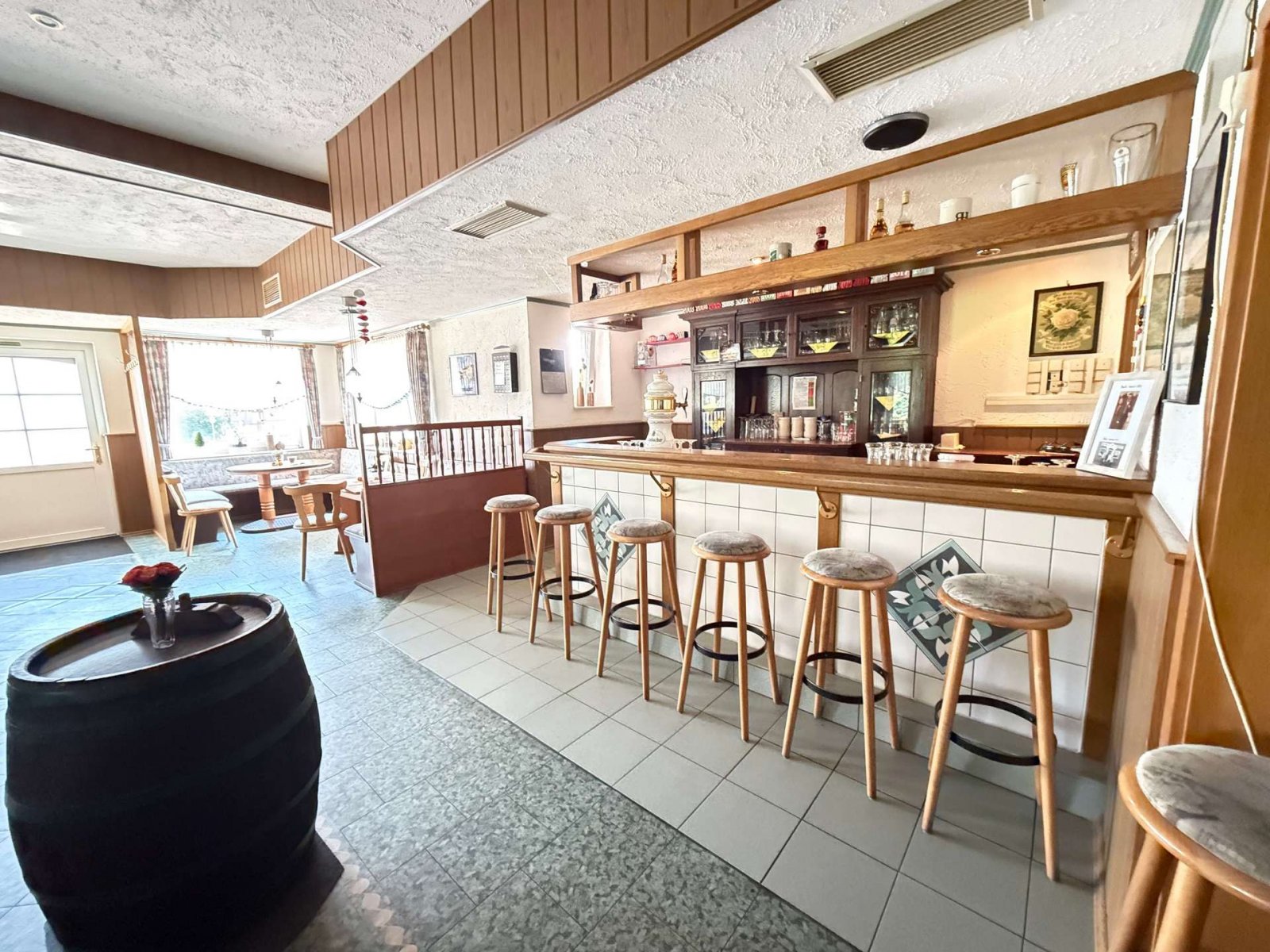 Geen commissie voor kopers! Landgoed met restaurant en vakantieappartementen – een plek om te wonen en te dromen.