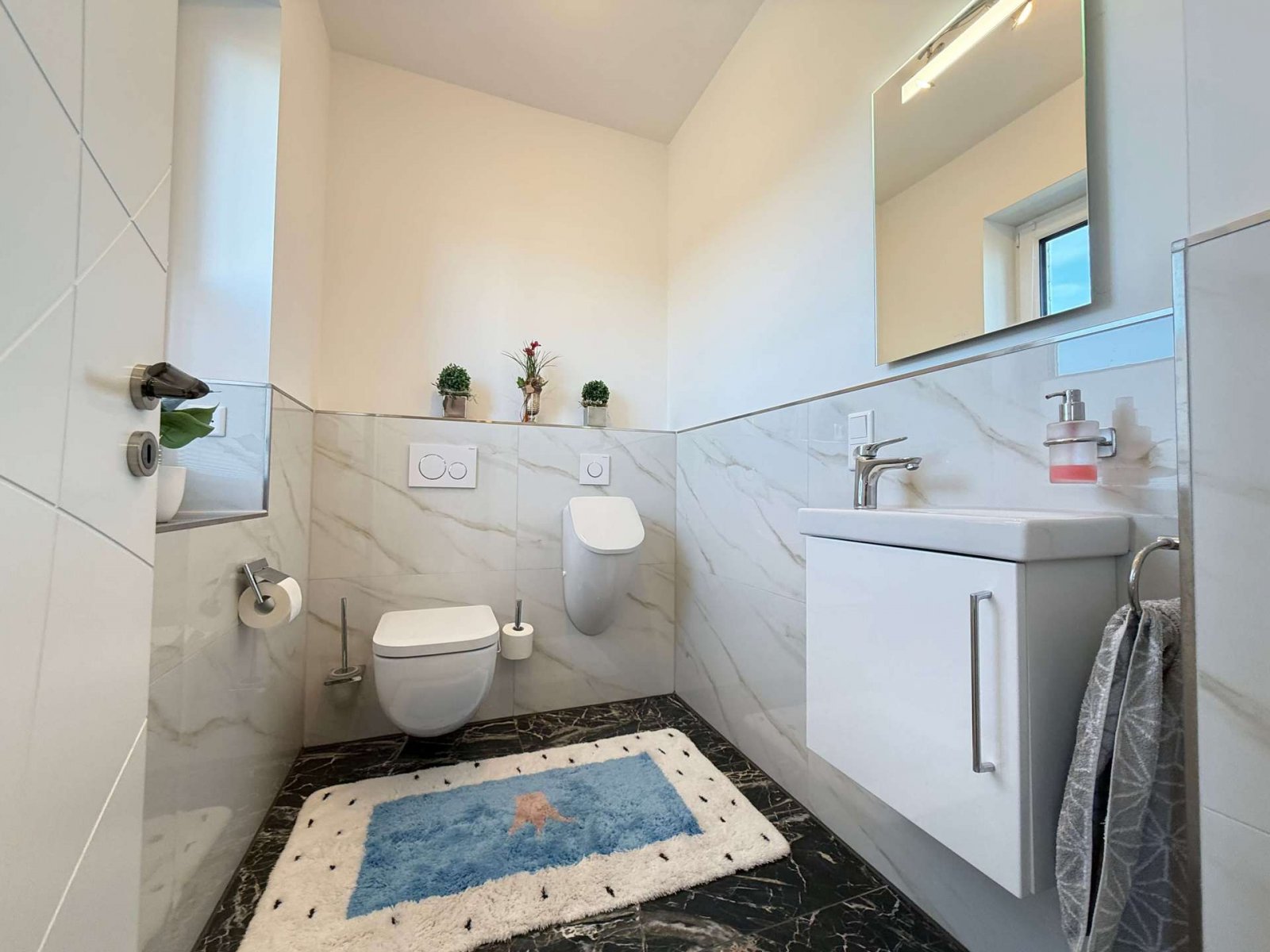 De koper betaalt geen commissie! Modern wonen op het hoogste niveau – uw droombungalow in Lathen.