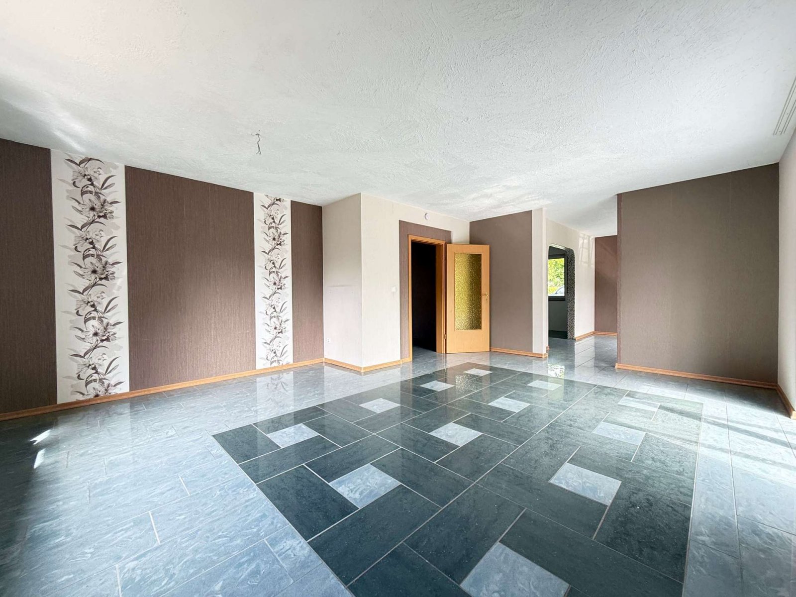 Moderne, tijdloze woning in een prachtige woonwijk - geen koperscommissie