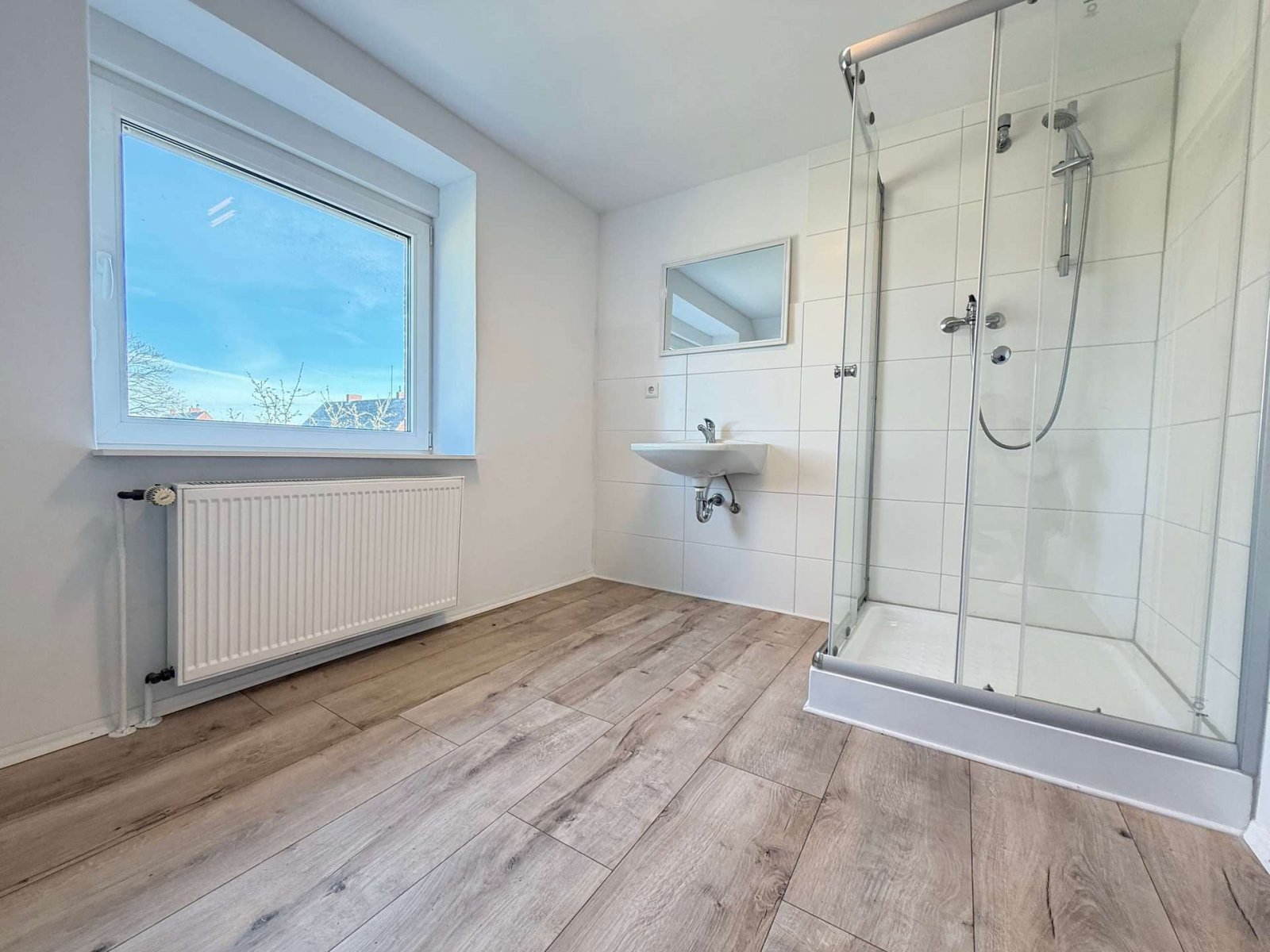 Geen commissie voor kopers! Een huis met karakter – opnieuw ontworpen voor modern wonen.