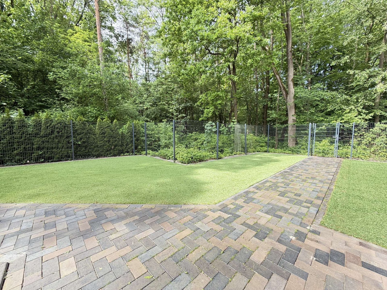 Koper betaalt geen commissie! Modern wonen in het hart van Papenburg - pure exclusiviteit.