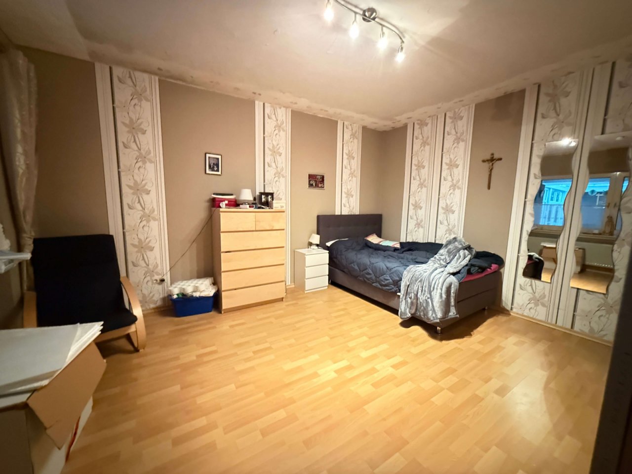 Schlafzimmer EG Schlafzimmer EG