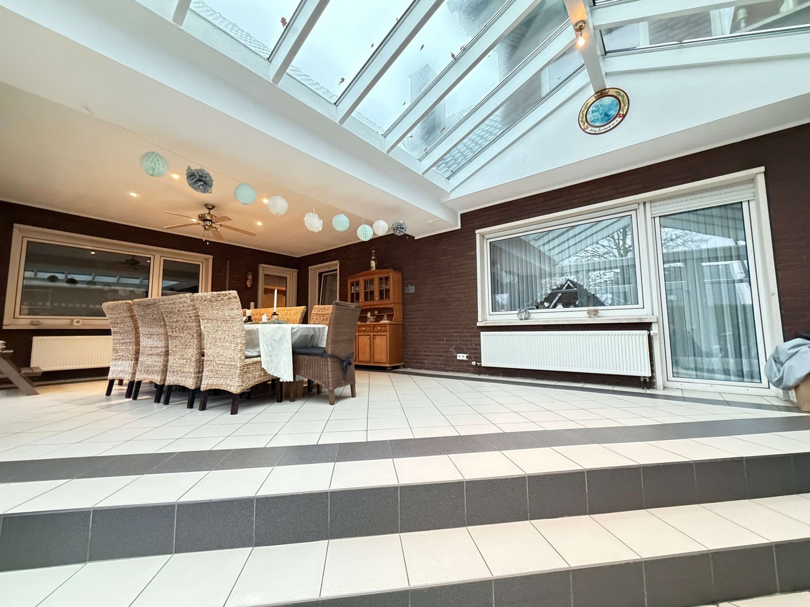 Käufer Provisionsfrei! Wohnen, wo Ruhe und Großzügigkeit sich treffen – großes ZFH in Grenznähe