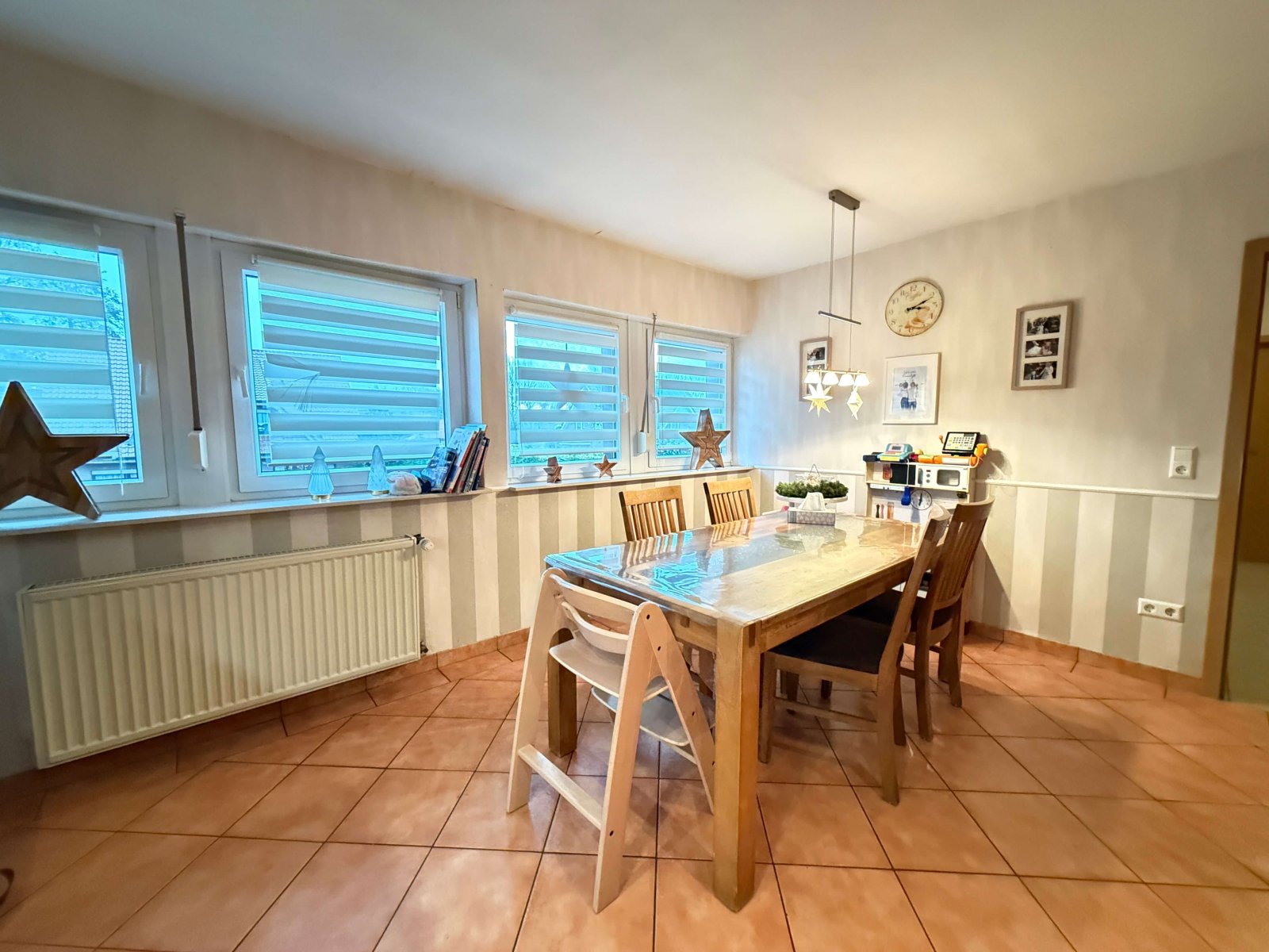 Käufer Provisionsfrei! Wohnen, wo Ruhe und Großzügigkeit sich treffen – großes ZFH in Grenznähe