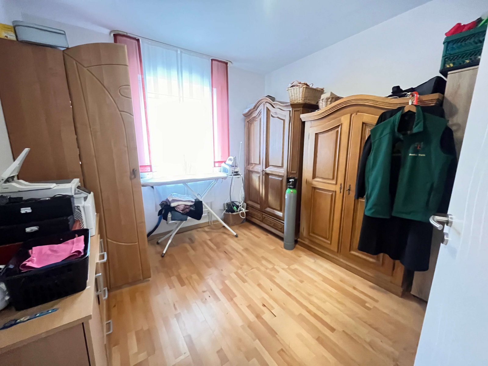 Charmantes Traumhaus – Großzügiges Zweifamilienhaus mit Weitblick und vielen Möglichkeiten!