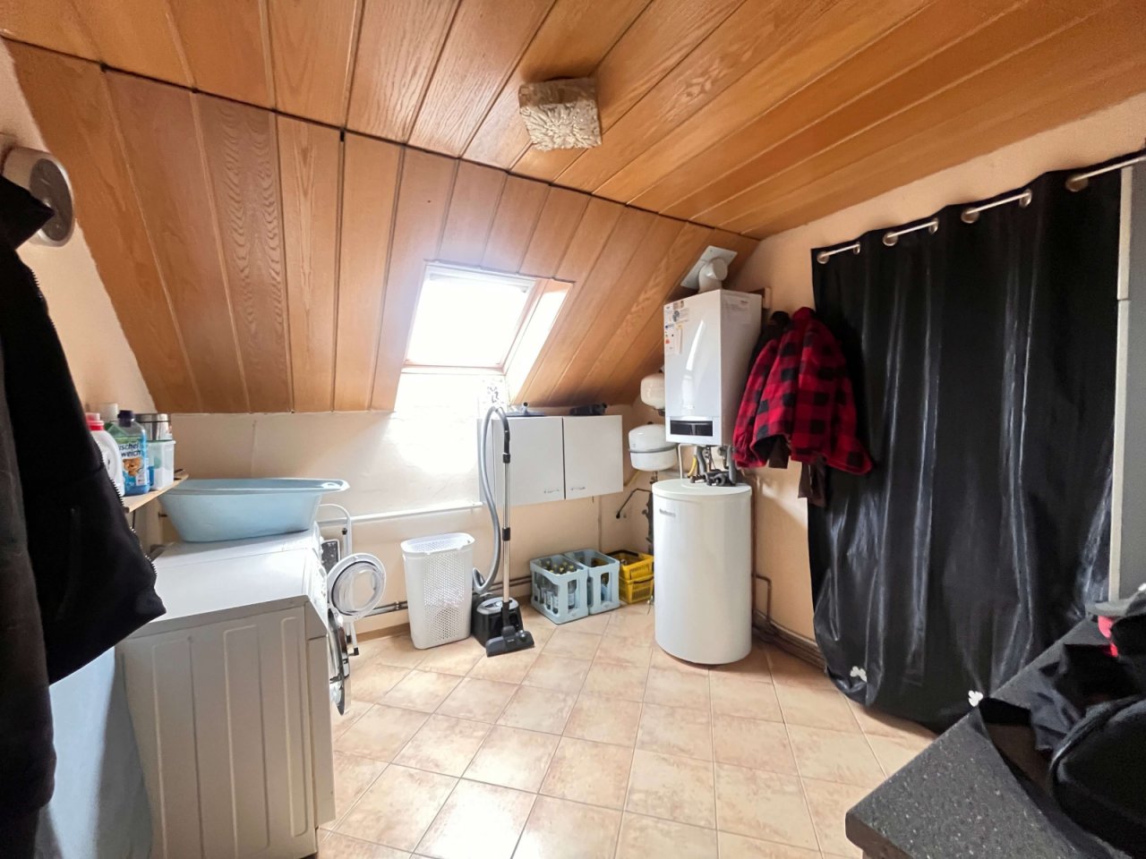 Hauswirtschaftsraum OG Hauswirtschaftsraum OG