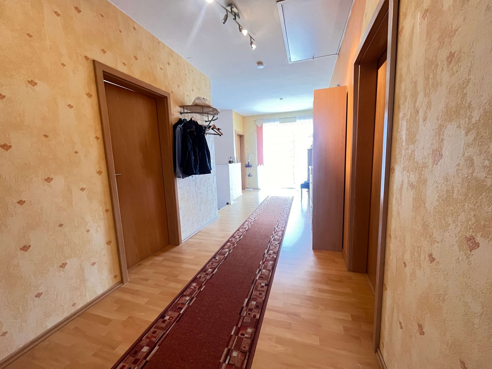 Idylle trifft auf Komfort – Ihr Traumhaus in Neurhede wartet auf Sie!