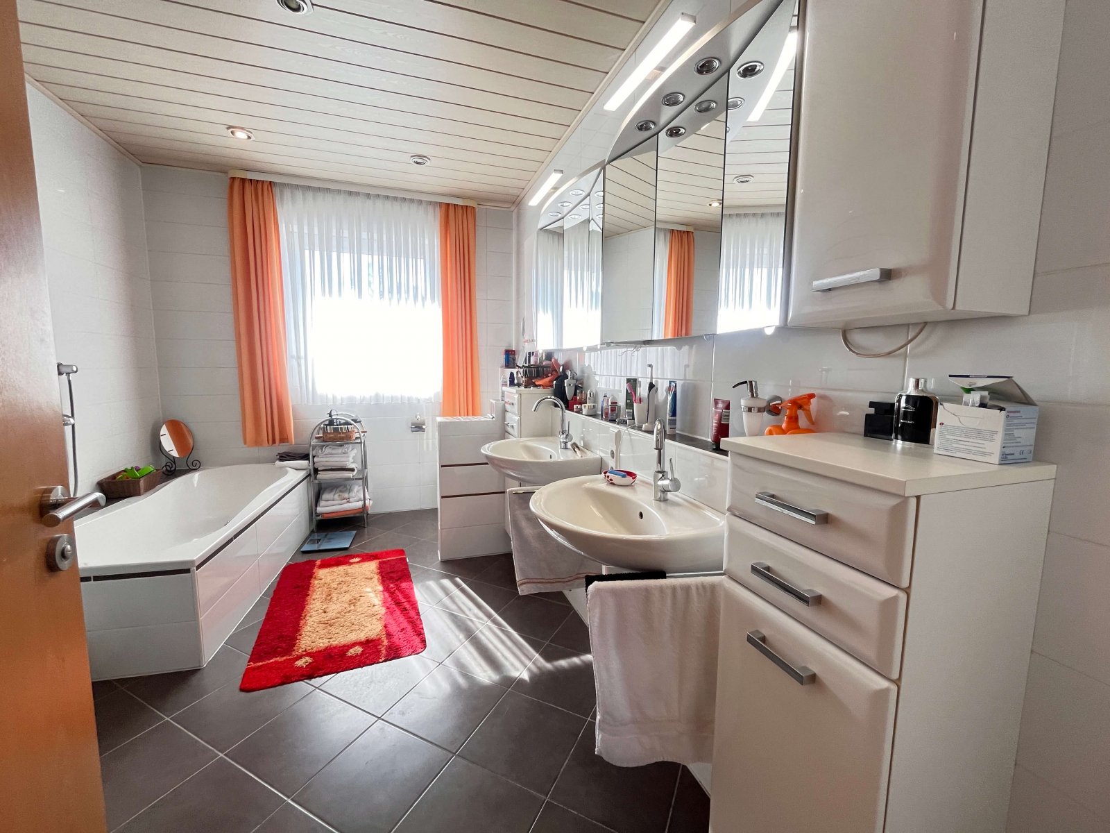 Idylle trifft auf Komfort – Ihr Traumhaus in Neurhede wartet auf Sie!