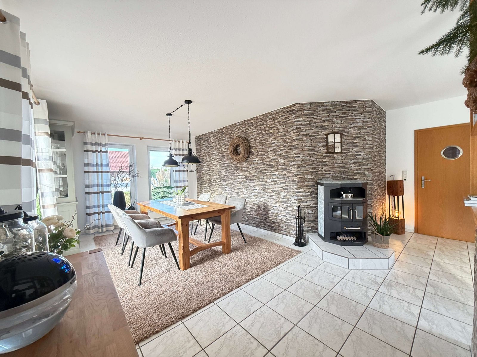 Esszimmer mit Kamin Esszimmer mit Kamin