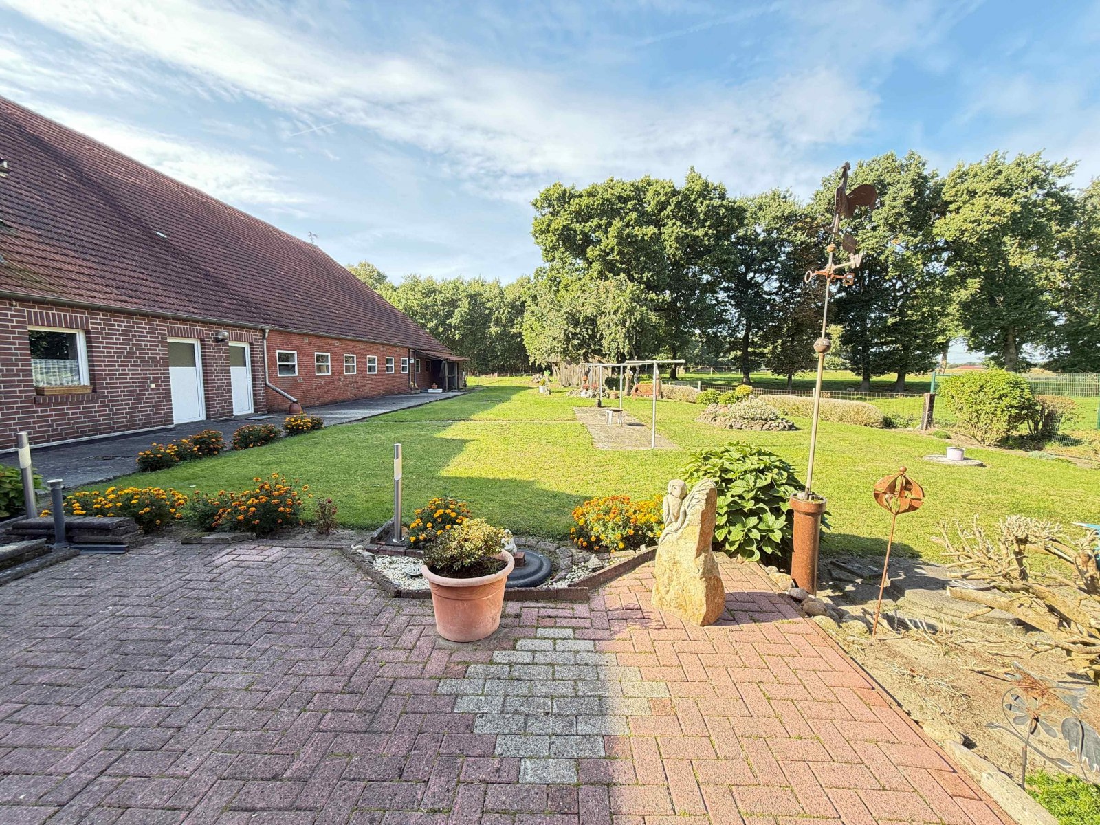 Charaktervolles Anwesen mit Gaststätte, Ferienwohnungen, PV-Anlage – ein Platz zum Leben u. Träumen